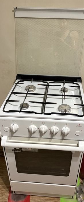 Продам газовую плиту