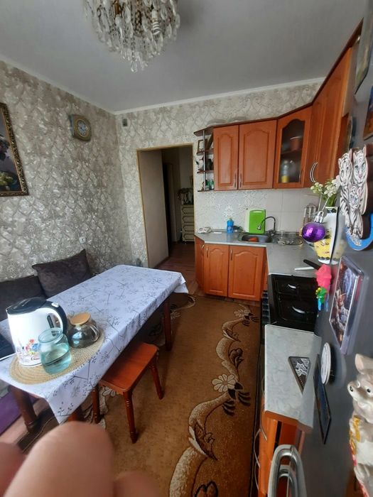 Продам 1 комнатную н/п 1000 мелочей