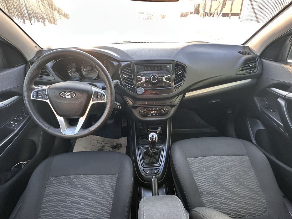 Продам Vesta SW 2018 год