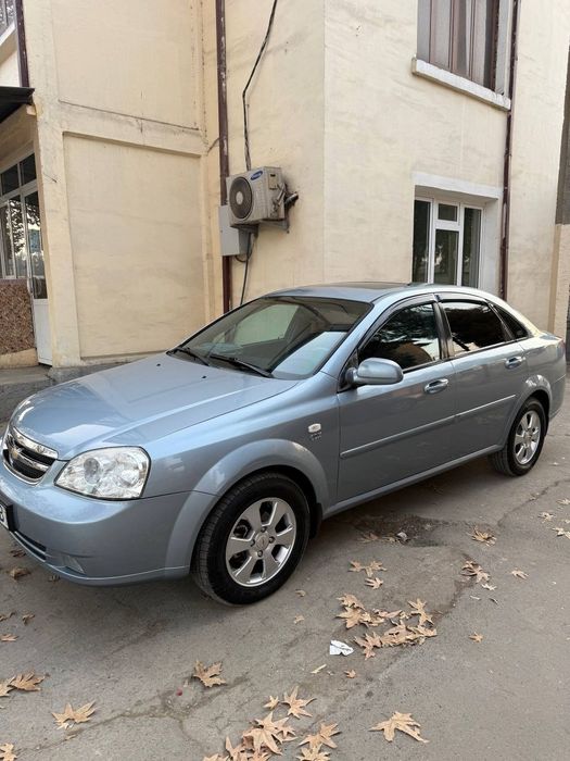 Ласетти 2013й 1.6 автомат