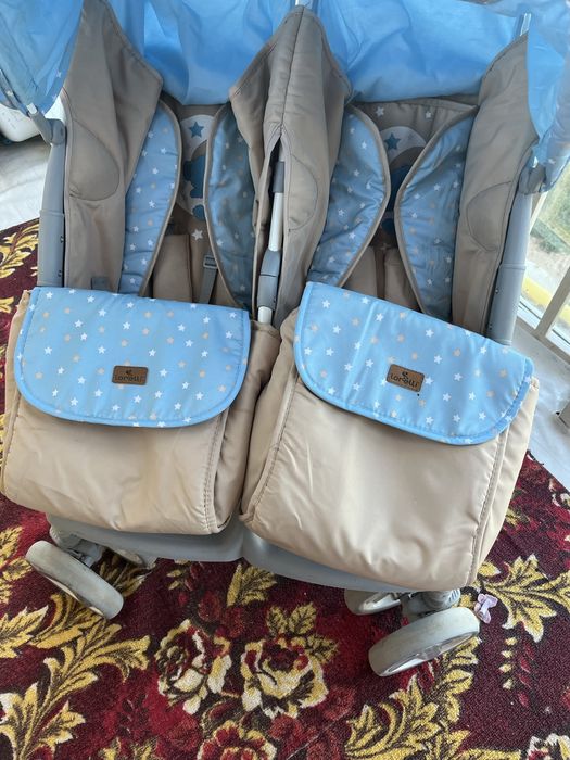 Егиздерге арналган каляска