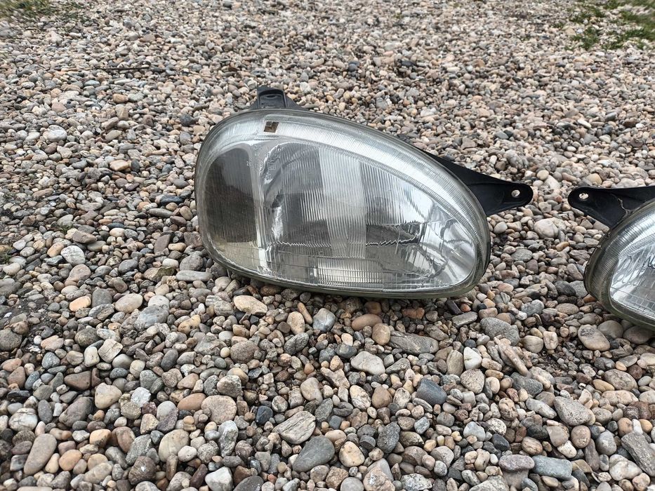 ляв и десен фар за опел корса б OPEL CORSA B