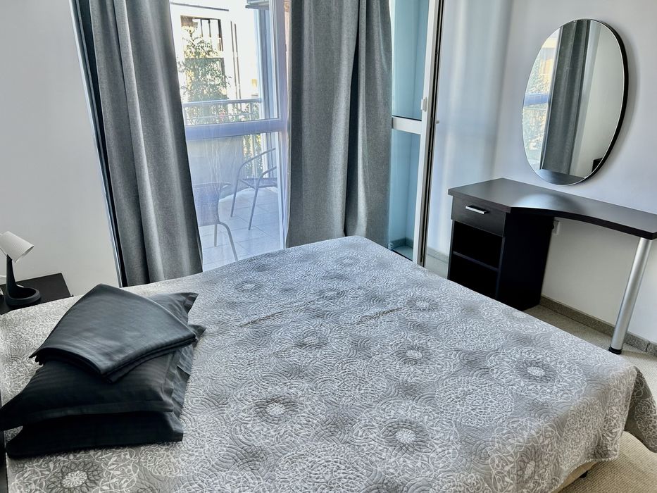 Дава се под наем Двустаен апартамент в Бургас, Сарафово - 68 кв.м за 310 € - Снимка #2