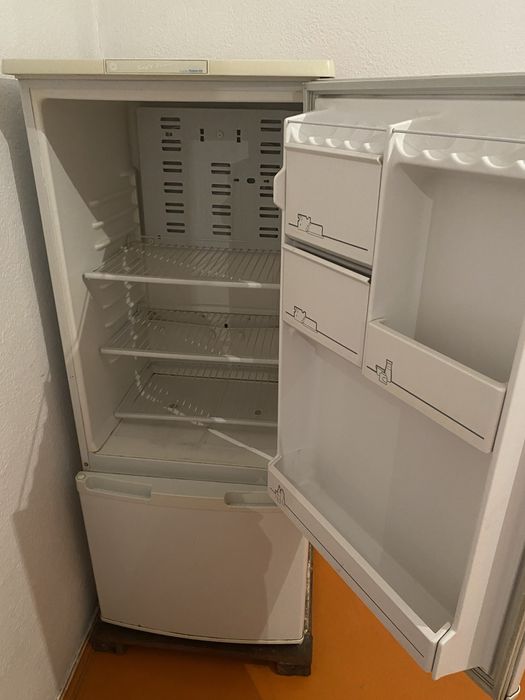 Продам холодильник, хорошом  состоянии