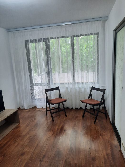 Garsoniera pentru închiriere