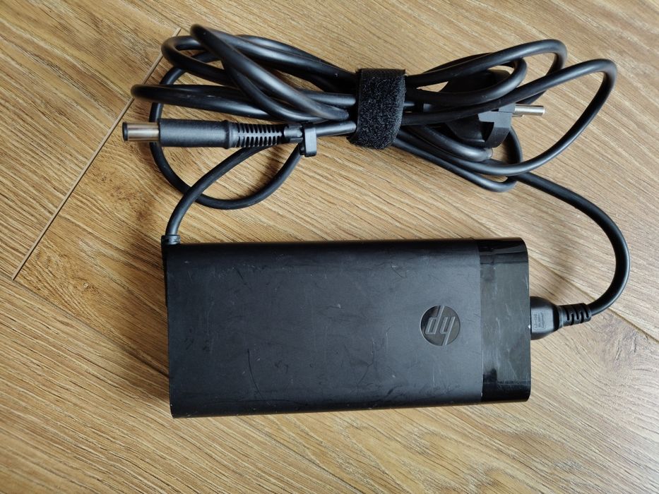 Încărcător HP 230W și 200W