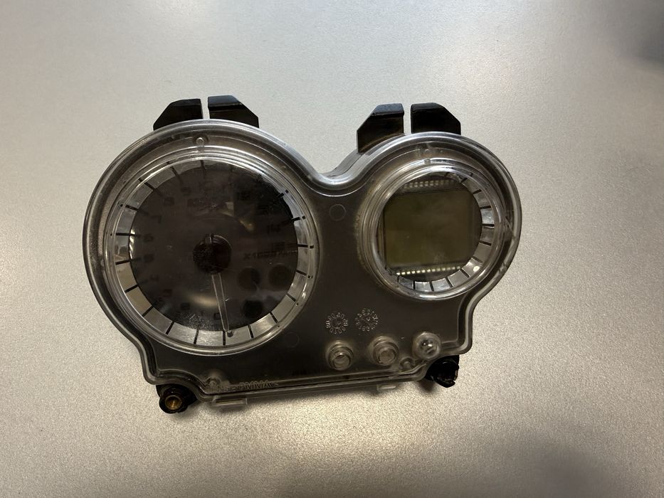 Километраж за Yamaha Aerox KOSO Digital Touch