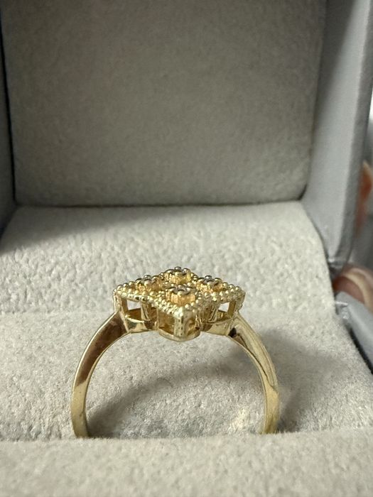 Бриллиантовое кольцо