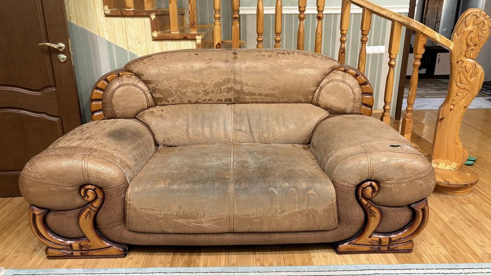 Продам большой мягкий диван