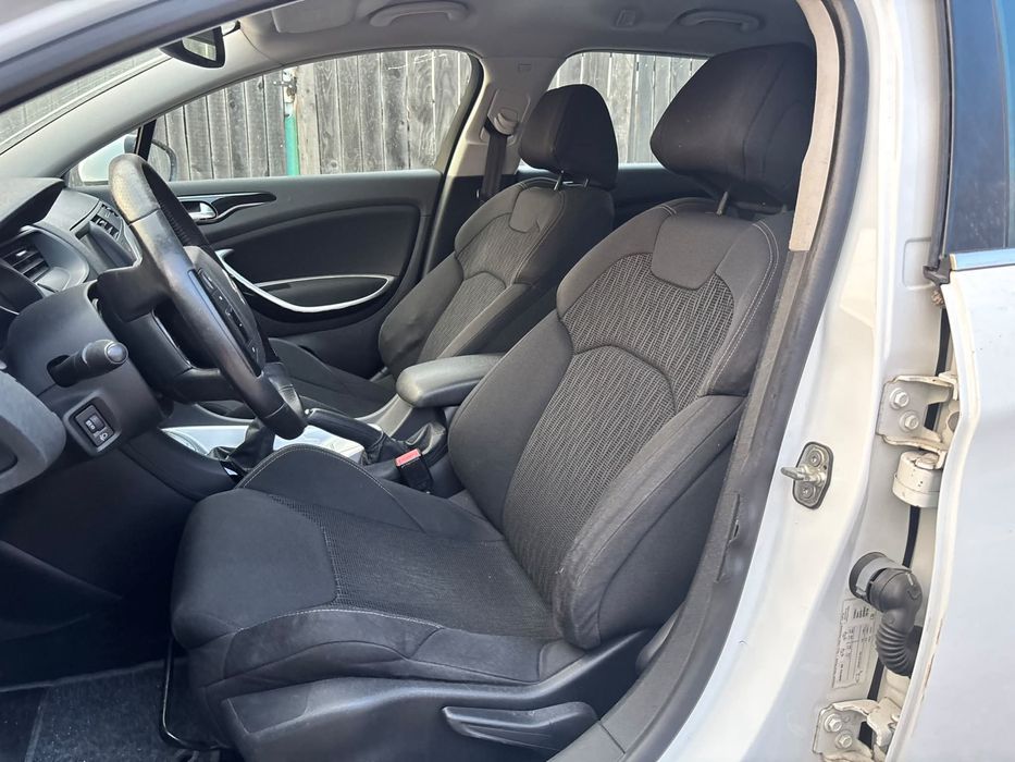 CITROËN C5 2012 — imagine 4