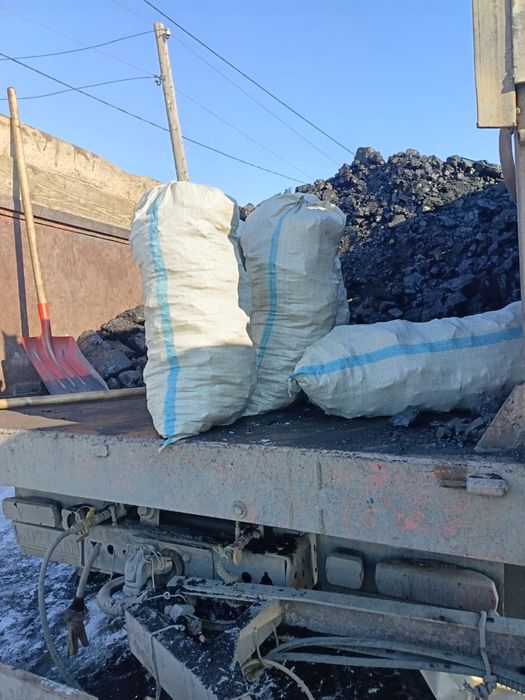 Уголь в мешках 1200
