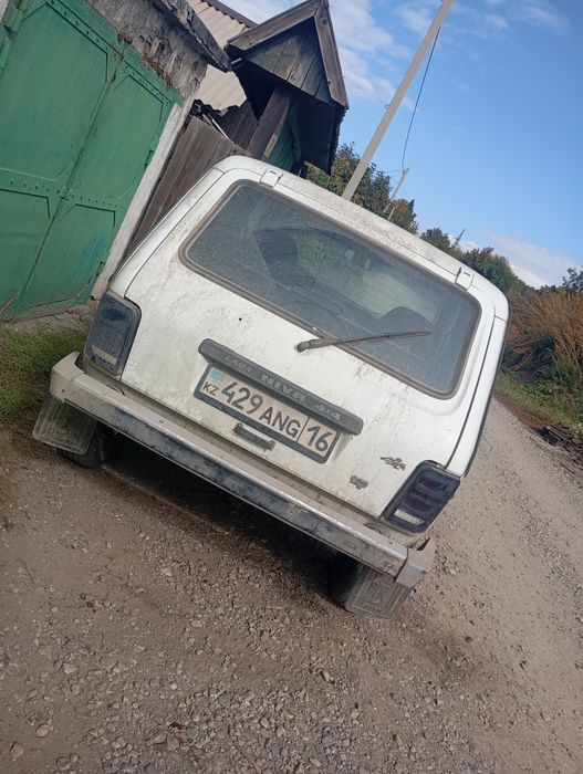 Продам ниву,на ходу