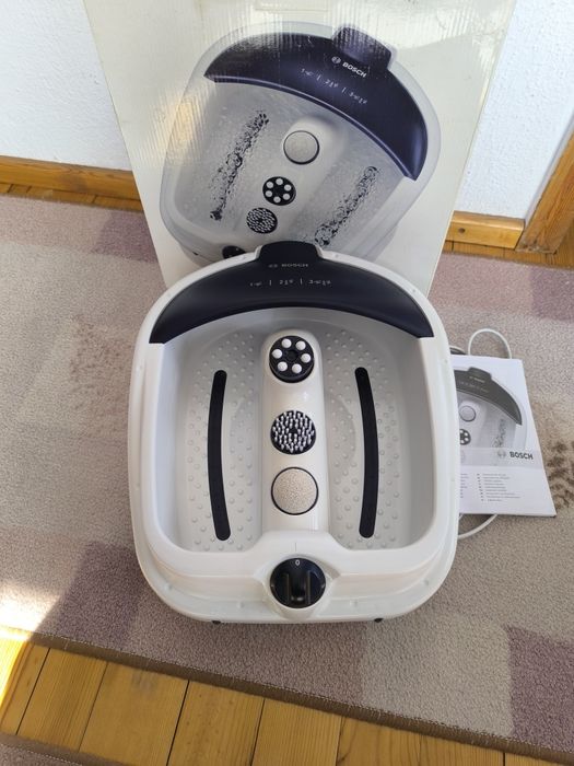 НАМАЛЕНА!!! Масажна вана за крака Bosch PMF2232