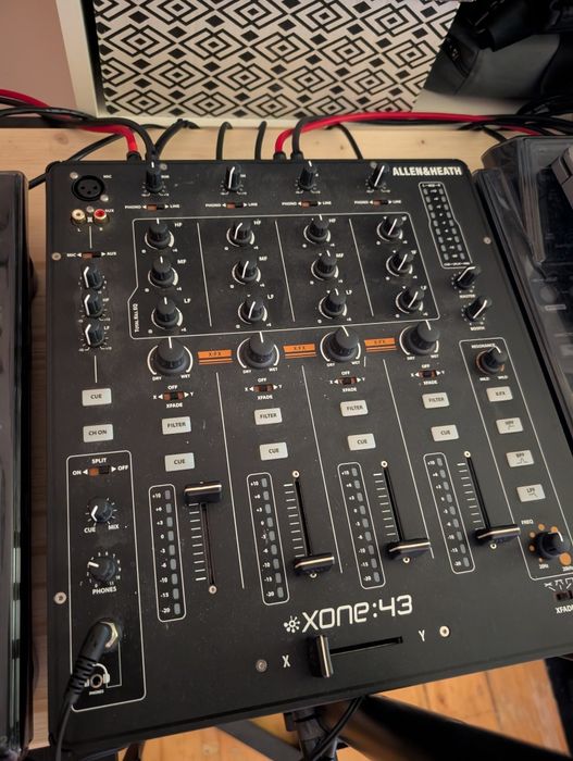 mixer dj allen heath xone 43