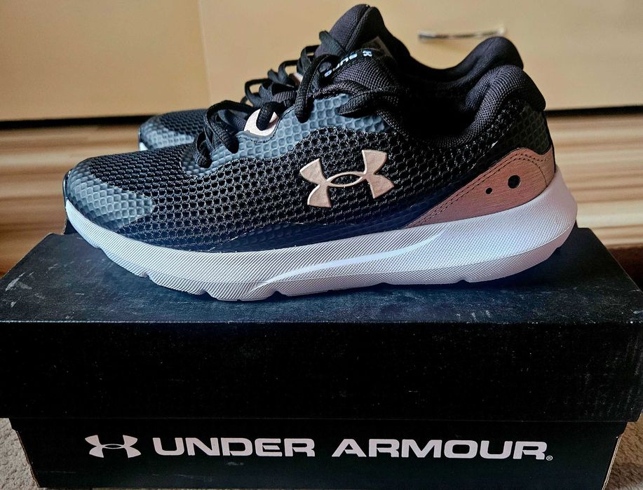 Дамски маратонки Under Armour