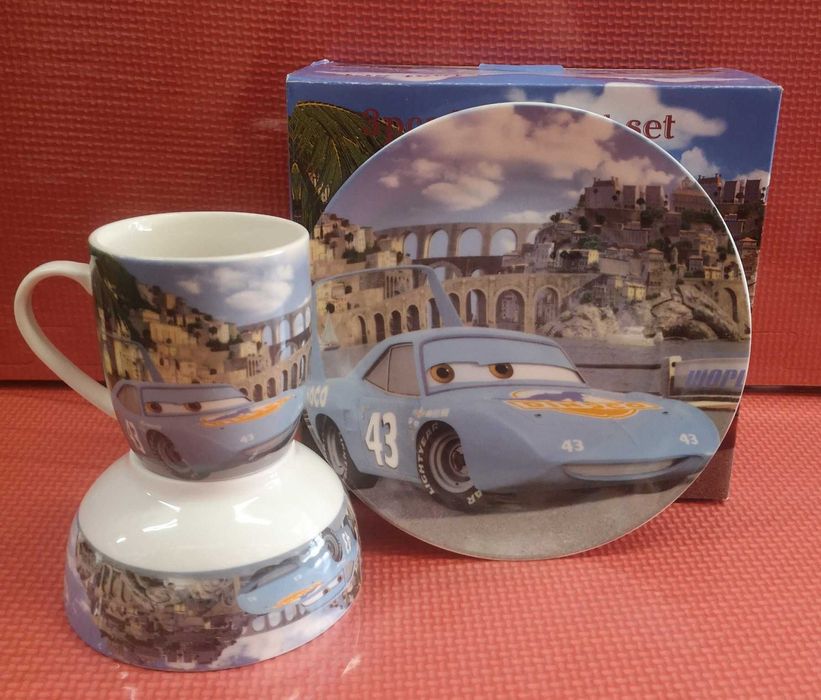 Детски порцеланови сервизи с герой