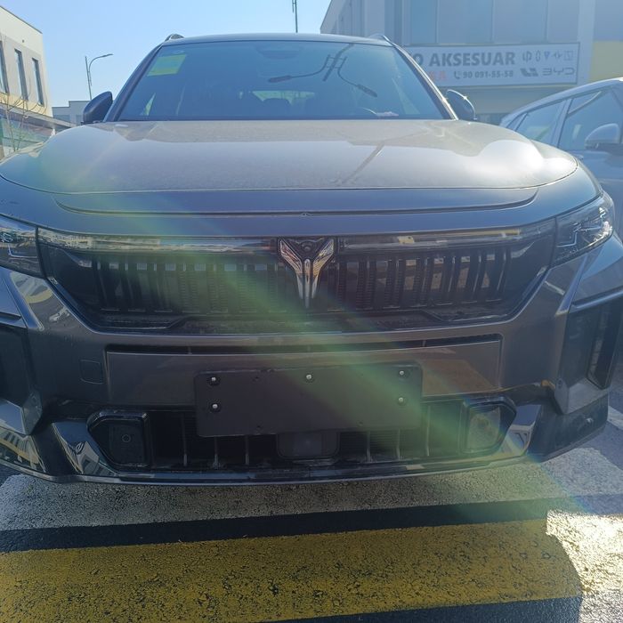 VOYAH FREE full gibrid Apollotech 318 talik