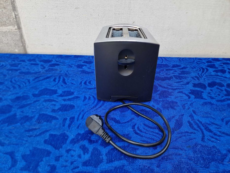 First, Prajitor de paine 2 felii, 7 niveluri de rumenire, 1000W**