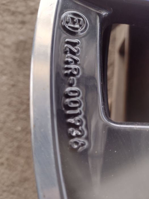 CMS C32 AERO 19-5x112 ET32 7.5j Volkswagen Golf 8
