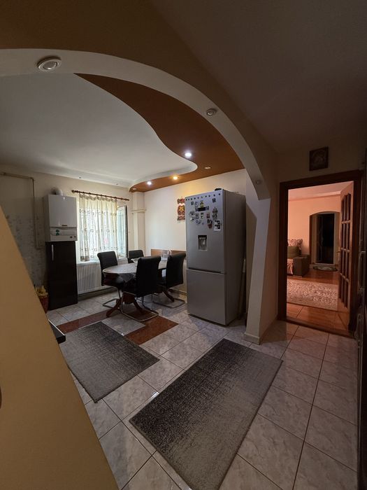 Apartament 3 camere Crang 2