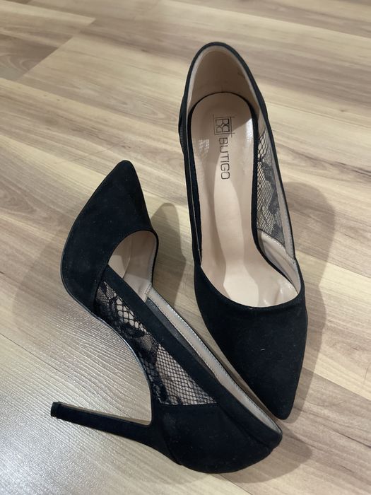 Черные туфли