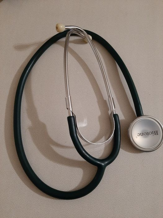 Фонендоскоп (стетоскоп)!