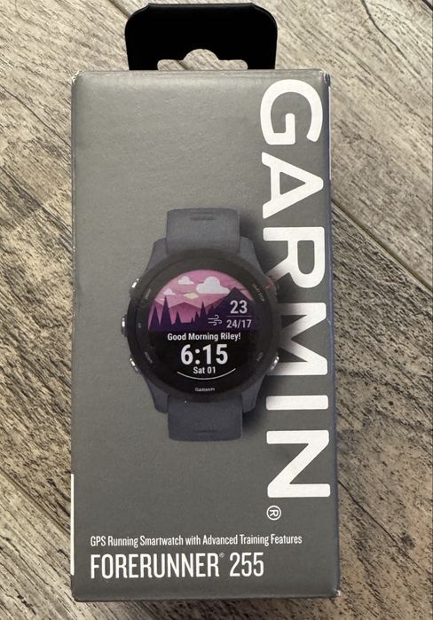 Часы Garmin Forerunner 255
