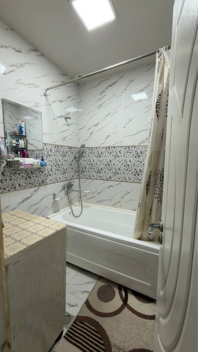 Чиланзар 11. Шох Мед центр. Продажа. 2 х комнатная