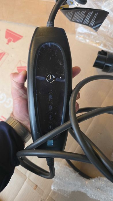 Statii incarcatoare masini electrice Tesla Bmw Audi Nissan Hyundai Volvo