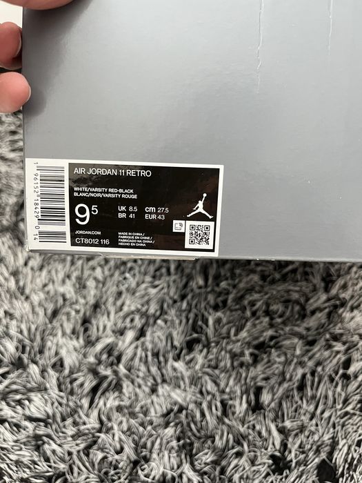 Оригинални Jordan 11 Cherry