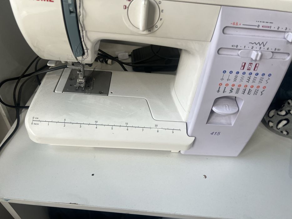 Janome 415.