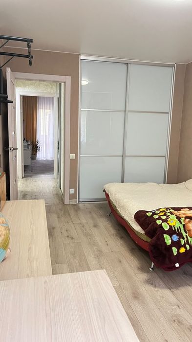 Продам 2х комнатную