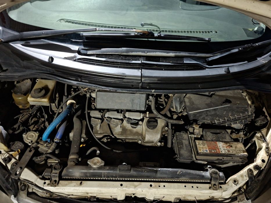 Продам хорошая семейную машину