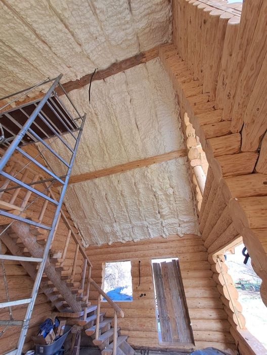 Izolatii spuma poliuretanica si Hidroizolatii izolatie cu spuma