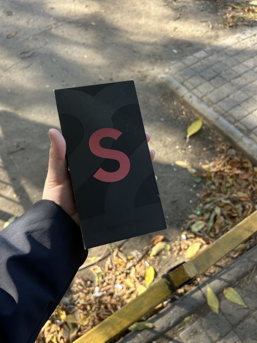 Продам Galaxy 22Ultra