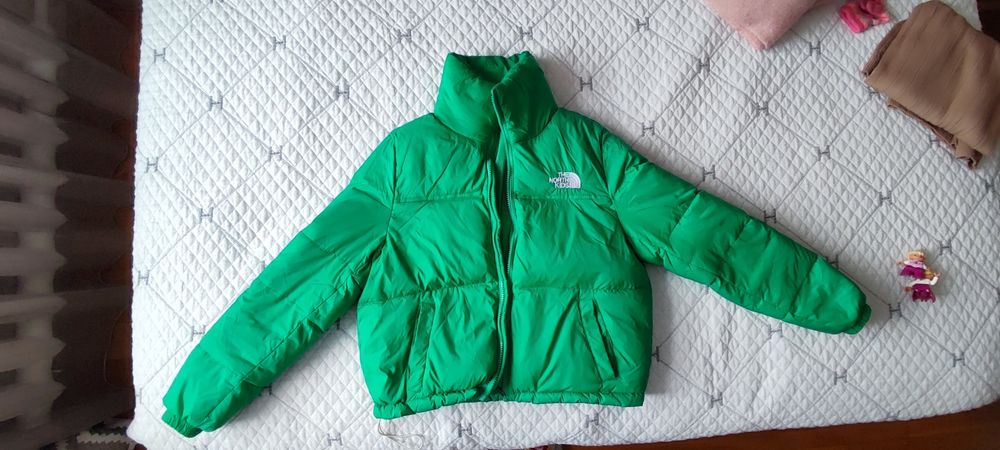 Куртка на девочку
