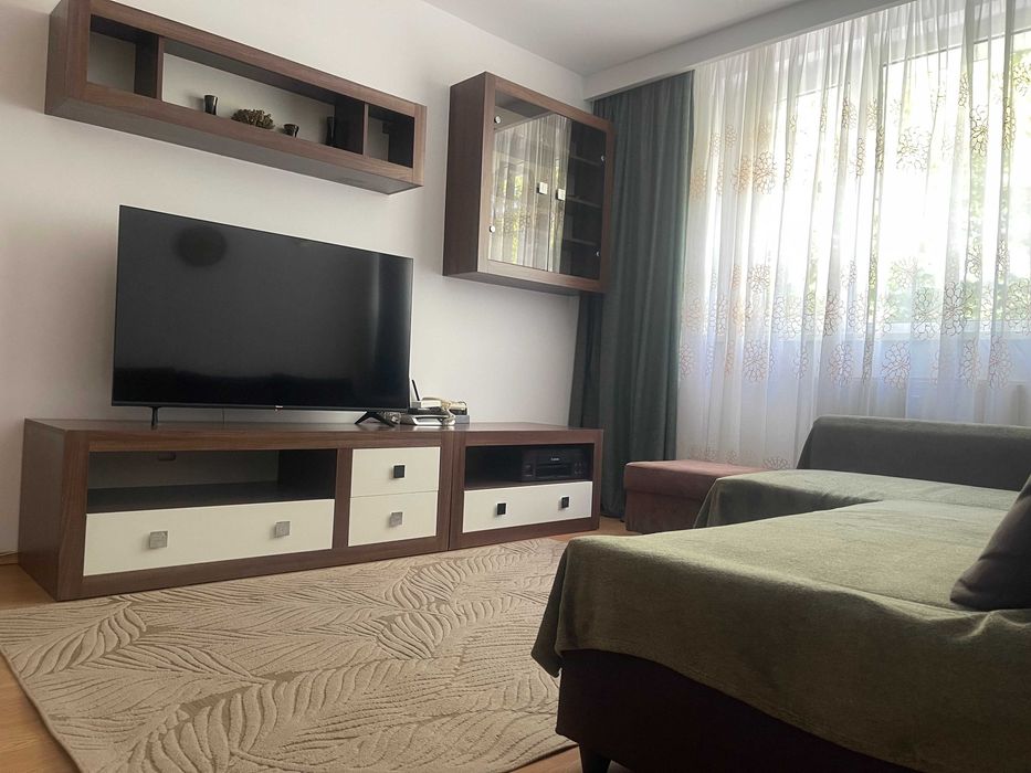 Proprietar, ofer spre inchiriere apt 3 camere, langa parc Drumul Taberei