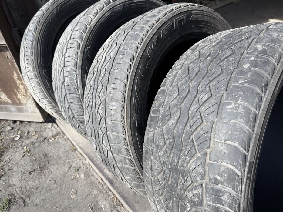 Комплект шин летних r20