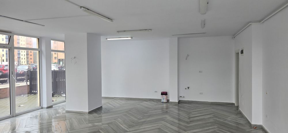 Spațiu comercial vitrină colț + terasă mare, cartier Visoianu