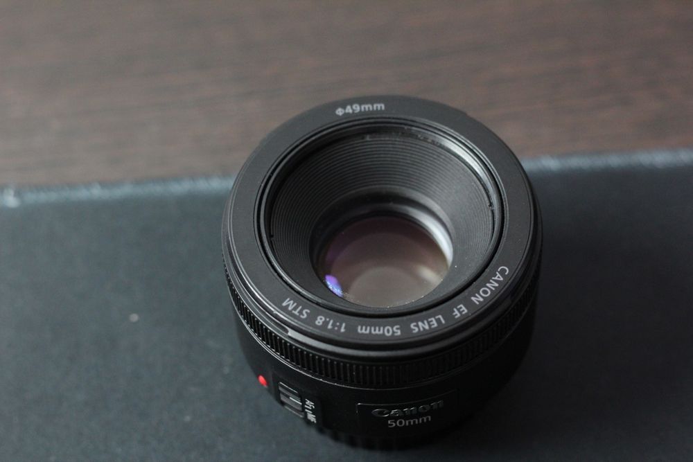 Canon EF 50mm f/1.8 STM