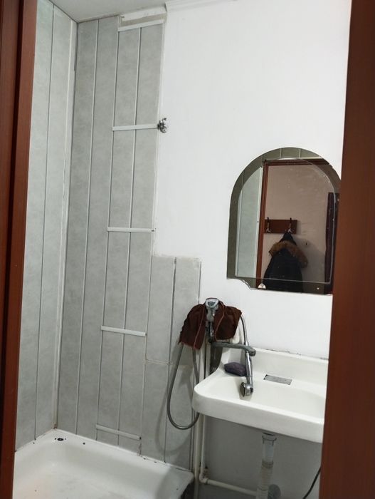 Комната в малосемейном общежитии добропорядочным  лицам