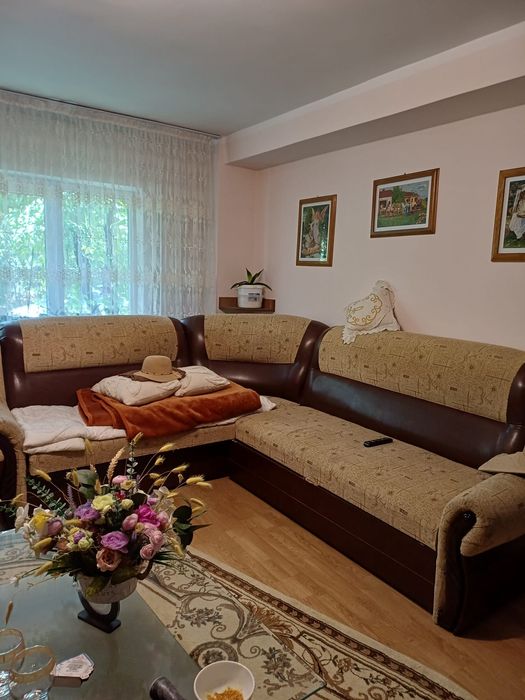 Apartament 2 camere decomndate 64 mp