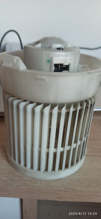 Вентилатор за охлаждане на климатика