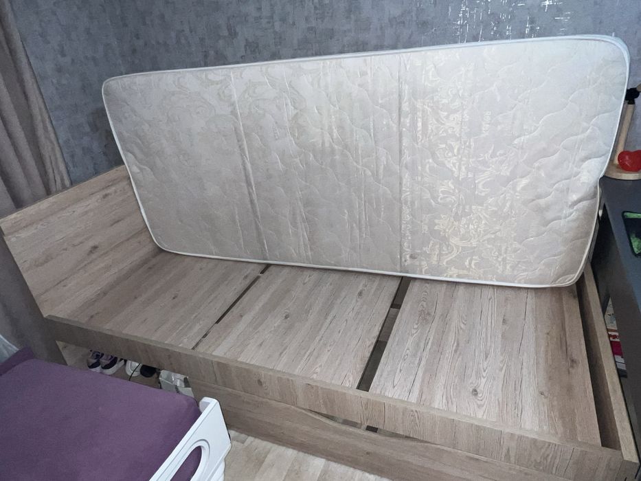 Продаются кровати