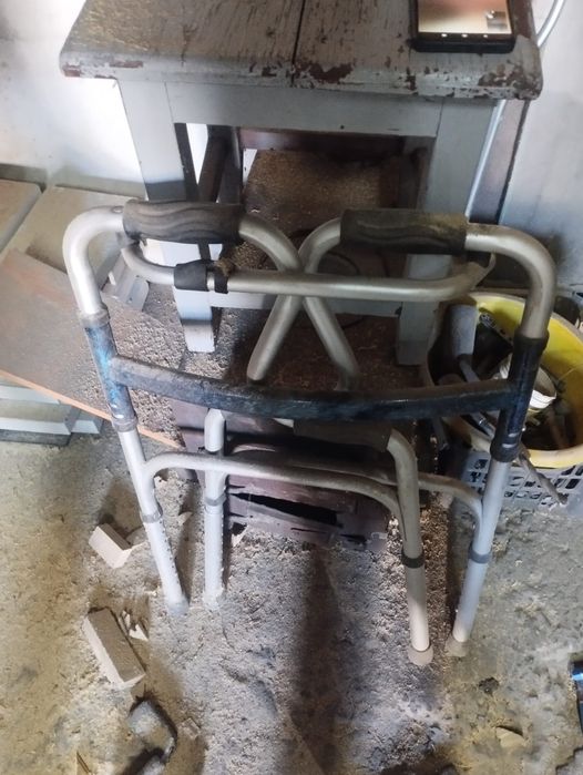 Ходунки и костыли новые