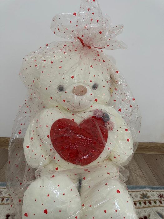 Плюшевая мишка белая