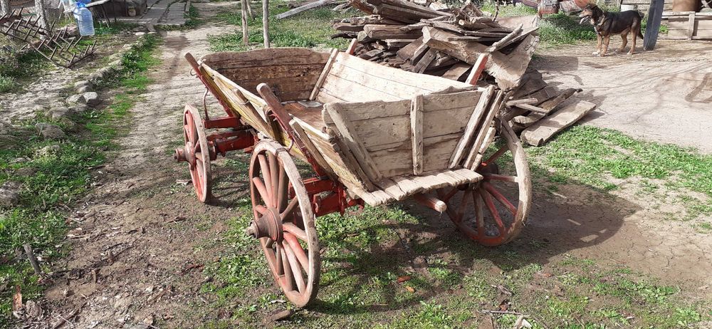 Продавам каруца в с. Дойранци