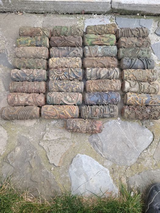 Role pentru zugrăvit   sau  modele pe glet