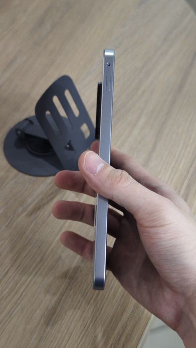 Samsung A17 | 256GB | Apple Room