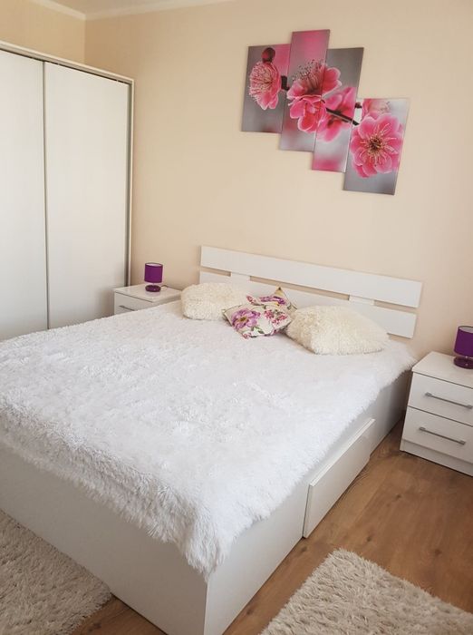 Vând apartament cu 3 camere în Târgu Lăpuș